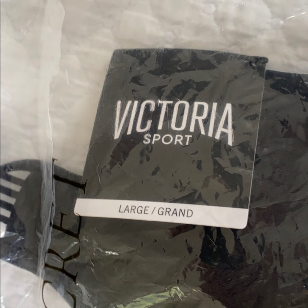 VS So Strappy Sports Bra Size L - Picture 4 of 7